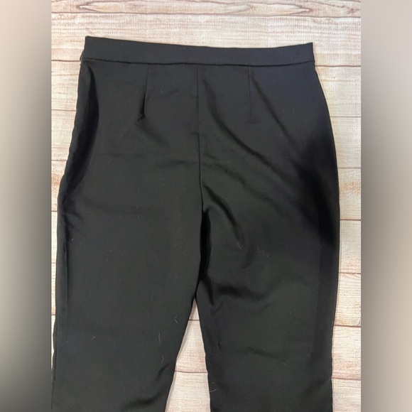 NWT H&M black dress pants with flare leg and back split size 12 - Picture 6 of 8